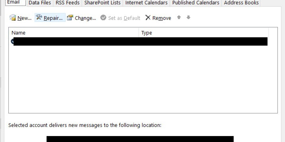 I can't send or receive messages in Outlook